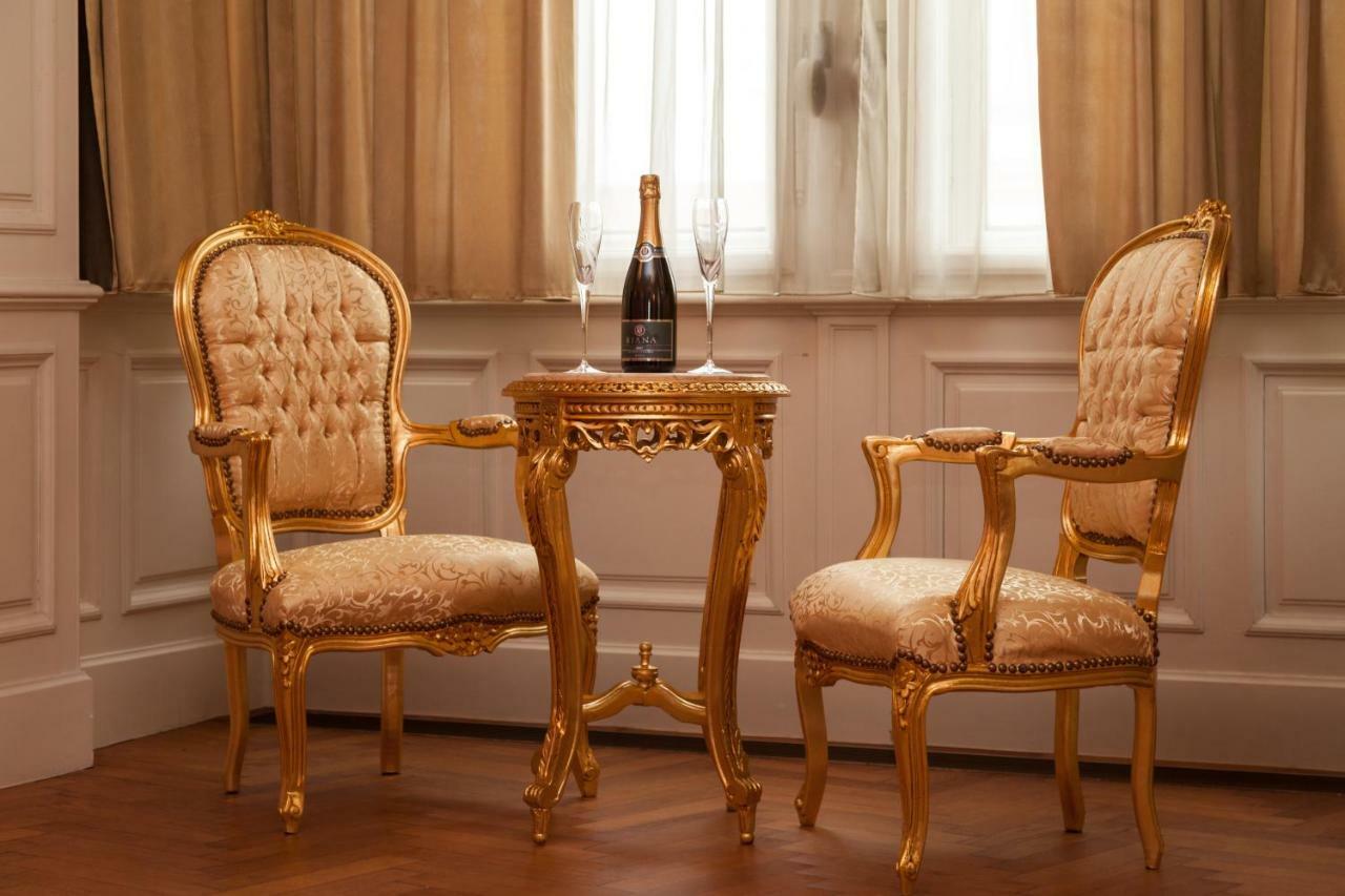 Filip'S Palace Luxurious Apartment Ljubljana Luaran gambar