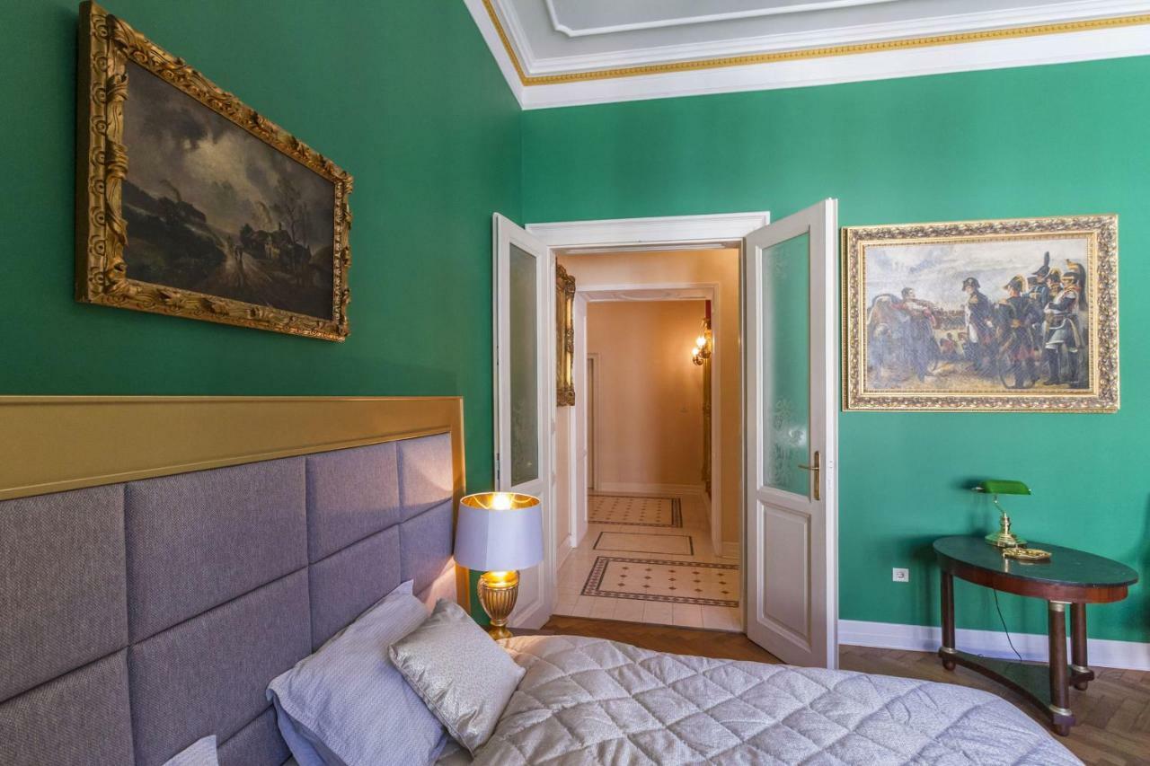 Filip'S Palace Luxurious Apartment Ljubljana Luaran gambar