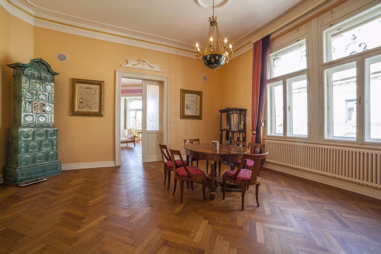 Filip'S Palace Luxurious Apartment Ljubljana Luaran gambar