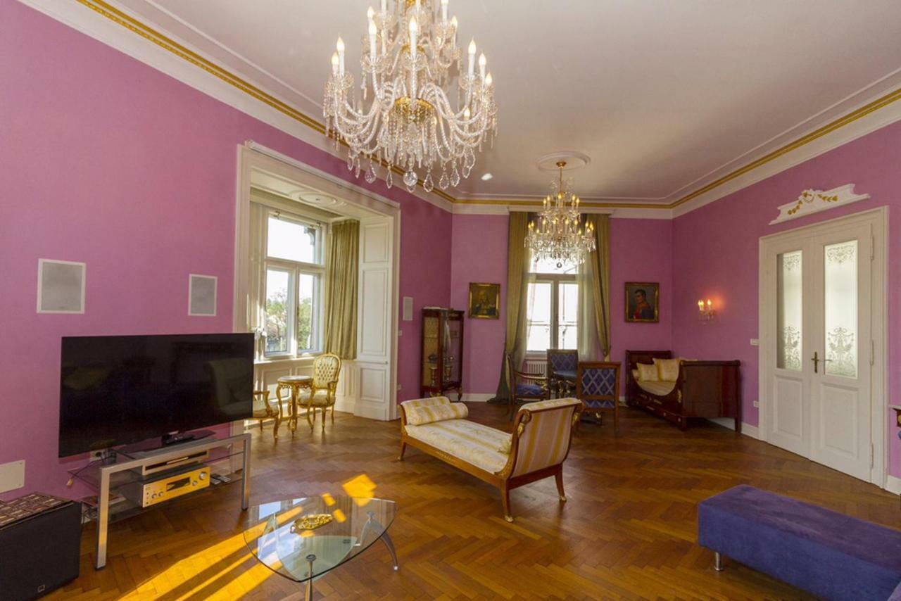 Filip'S Palace Luxurious Apartment Ljubljana Luaran gambar