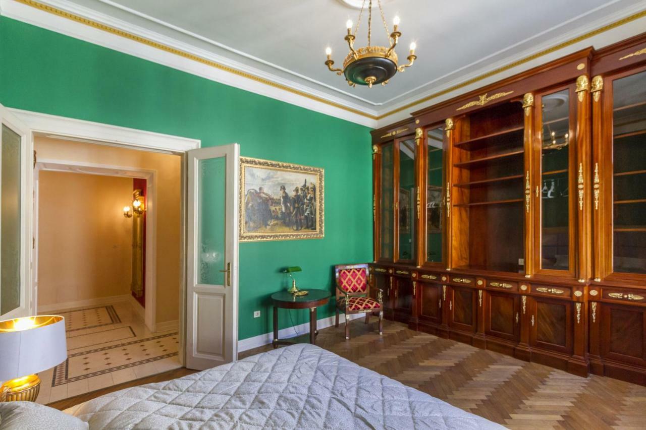 Filip'S Palace Luxurious Apartment Ljubljana Luaran gambar